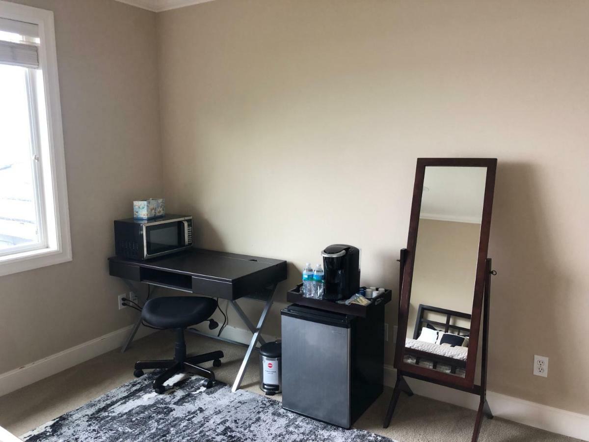 Redondo Waterfront House With A Private Room Federal Way Ngoại thất bức ảnh